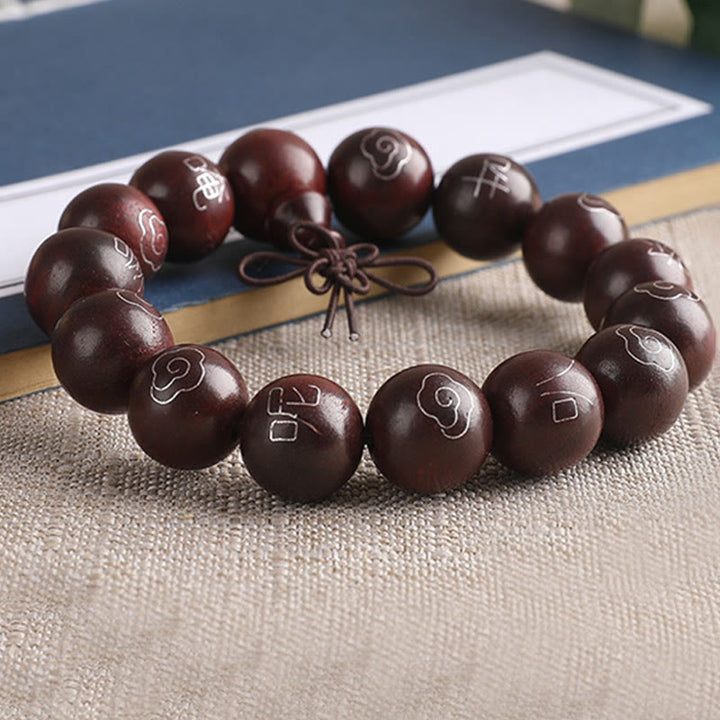 Bracelet de protection en argent sterling 925 avec petites feuilles incrustées de Buddha Stones en bois de santal rouge Om Mani Padme Hum et nuages de bon augure