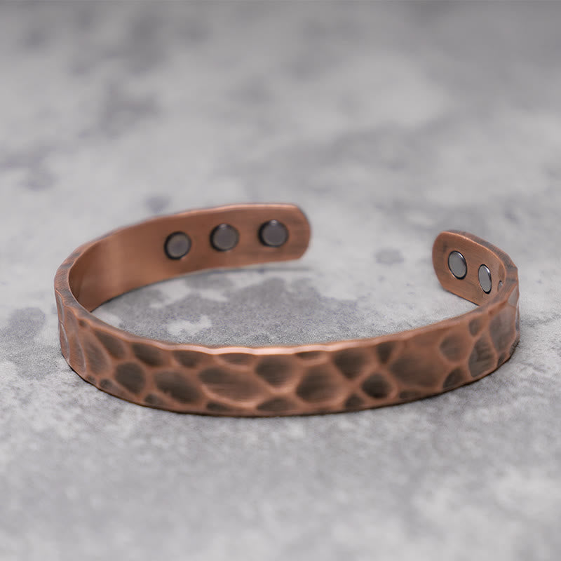 Bracelet manchette magnétique ajustable en cuivre rustique