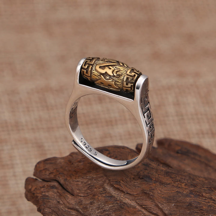 Bague rotative en Buddha Stones tibétaines Om Mani Padme Hum avec motif sculpté et pureté