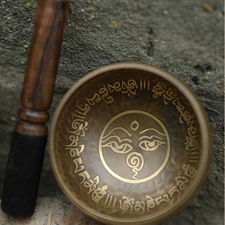 Bol chantant tibétain artisanal pour le yoga et la méditation - 3,54 po (9 cm) - image 0