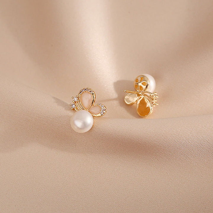 Boucles d'oreilles à tige en perles plaquées or 18 carats Buddha Stones, papillon, amour, liberté - image 9