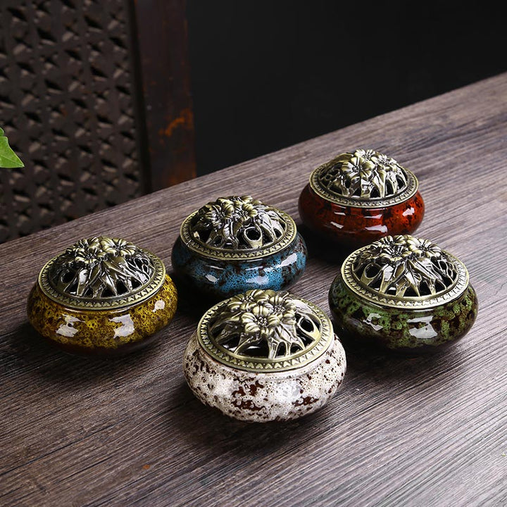Brûleur d'encens en céramique à motif de fleurs et de Buddha Stones