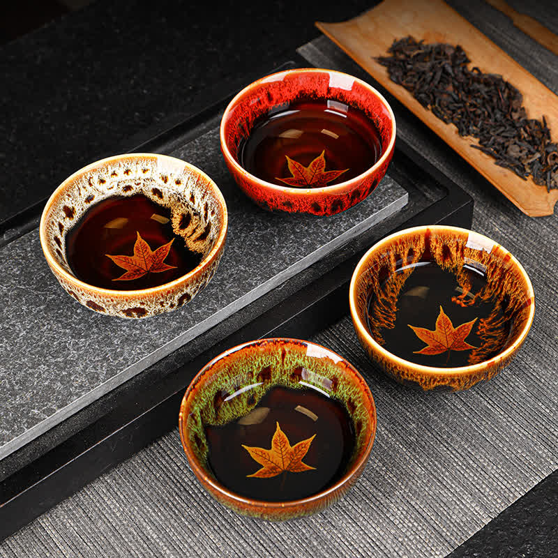 Tasse à thé en céramique colorée avec Buddha Stones et feuille d'érable