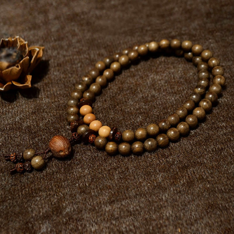 Bracelet Mala avec breloque de protection en bois de santal tibétain et Buddha Stones - image 1