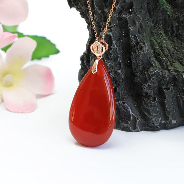 Collier avec pendentif en forme de goutte d'eau en argent sterling 925 et agate rouge