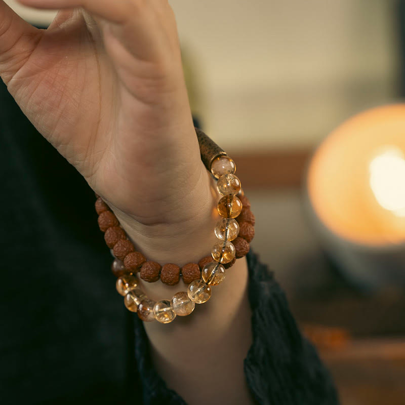 Bracelet double tour en Buddha Stones et Rudraksha Bodhi Seed