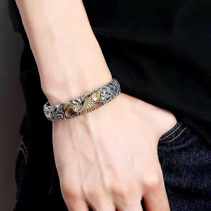 Bracelet de prospérité et de richesse avec motif de poisson Koi et d'herbe de Buddha Stones