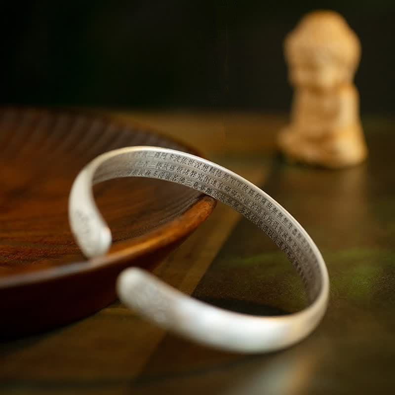 Bracelet porte-bonheur en cuivre blanc Buddha Stones et fleur de lotus et cœur Sutra
