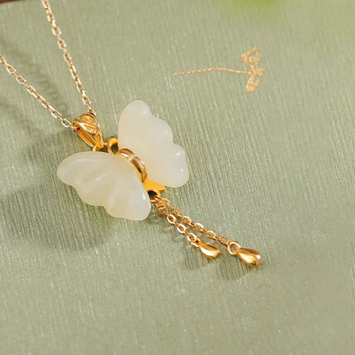 Collier pendentif bénédiction papillon en jade blanc Hetian plaqué or en argent sterling 925 Buddha Stones