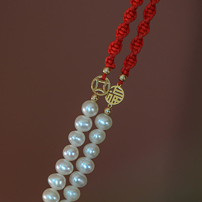 Bracelet tressé en fil rouge avec perles de protection et de chance plaquées or 14 carats