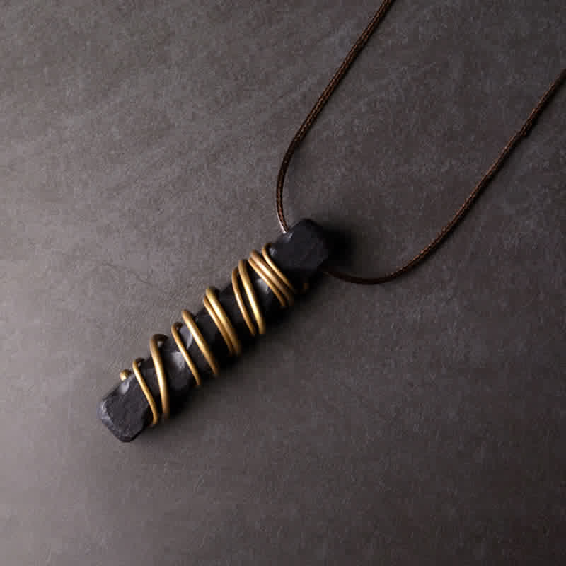 Collier pendentif en Buddha Stones, bois d'ébène du Tibet et laiton, symbole d'équilibre et de paix. - Bois d'ébène (Équilibre ♥ Calme) - image 1