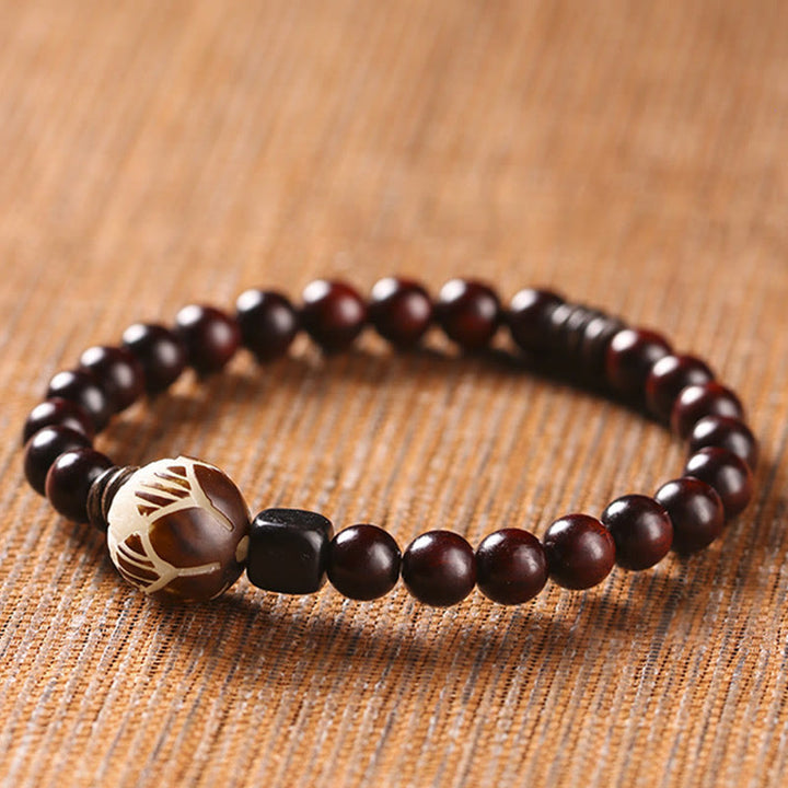 Bracelet double tour sculpté en Buddha Stones, petite feuille, bois de santal rouge, lotus, graine de Bodhi, protection
