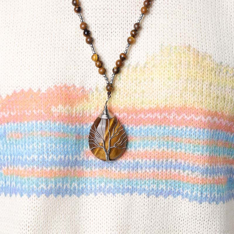Collier avec pendentif en perles de force en œil de tigre naturel et Buddha Stones
