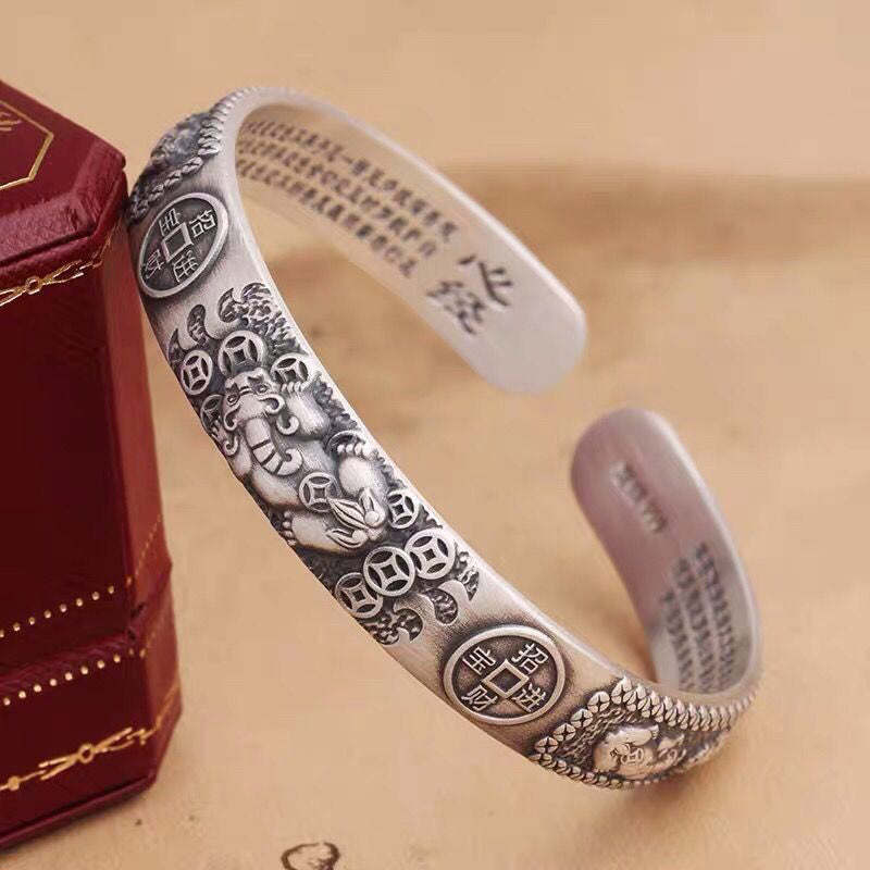 Bracelet de richesse en cuivre blanc avec pièce de monnaie tibétain PiXiu Heart Sutra en pierres de Buddha Stones Bracelet réglable