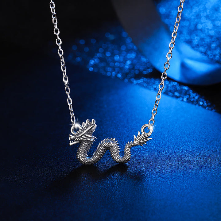 Collier avec pendentif en chaîne de protection du dragon de bon augure en argent sterling 925 Buddha Stones