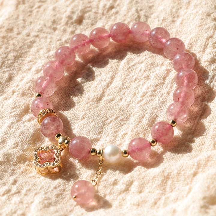 Bracelet de guérison à breloques en trèfle à quatre feuilles avec perles de quartz fraise et Buddha Stones