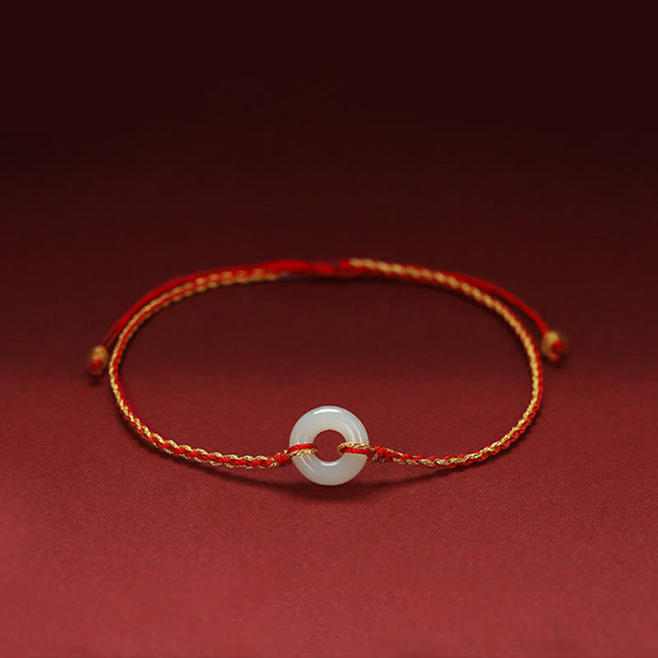 Bracelet de cheville tressé en jade avec boucle ronde de paix et de chance en Buddha Stones