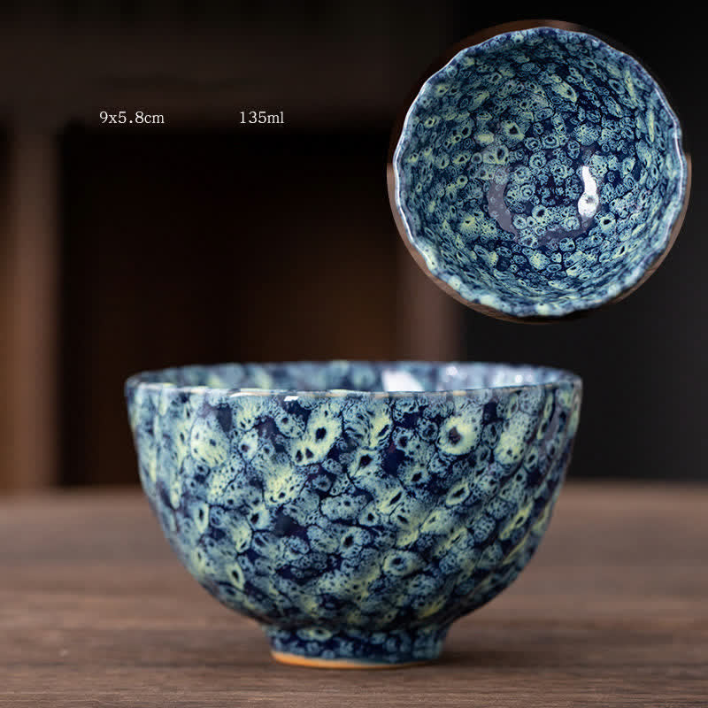 Tasse à thé en céramique à motif de fleurs de pêcher avec Buddha Stones