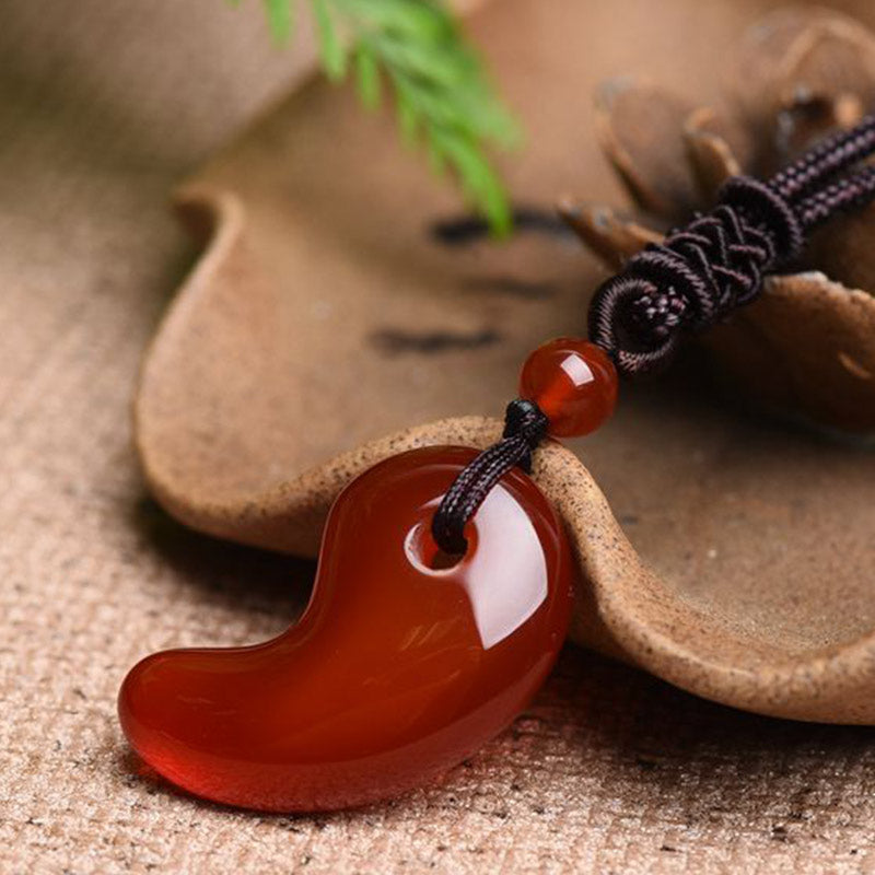 Collier de confiance et de calme en agate rouge et agate verte à motif de lune - image 3