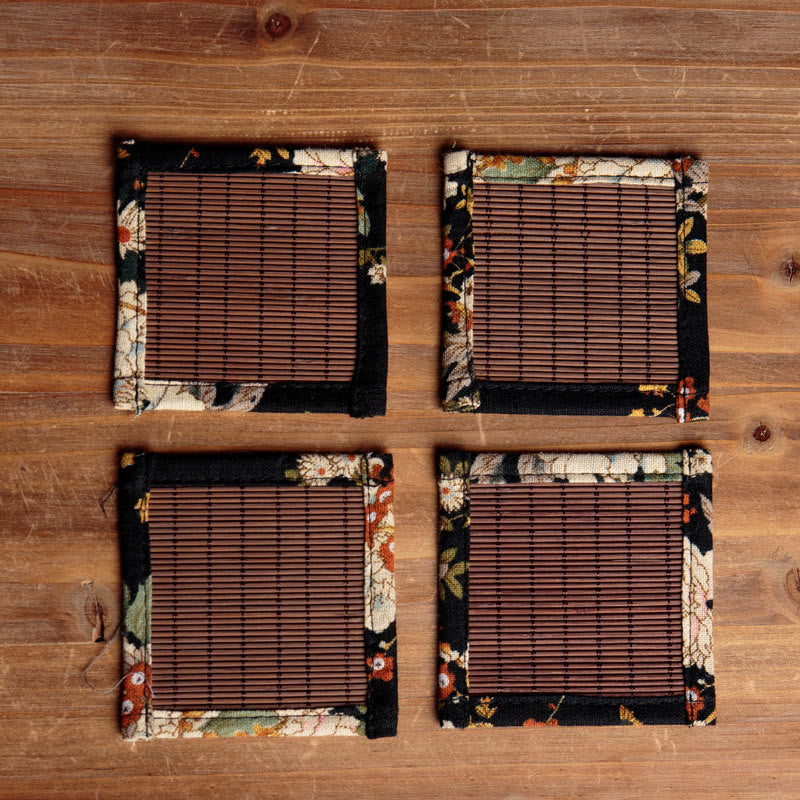 Dessous de verre en bambou avec motif de pivoine vintage et Buddha Stones