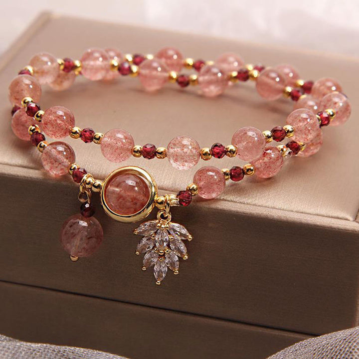 Bracelet double tour avec breloque en feuille d'érable et quartz fraise naturel Buddha Stones