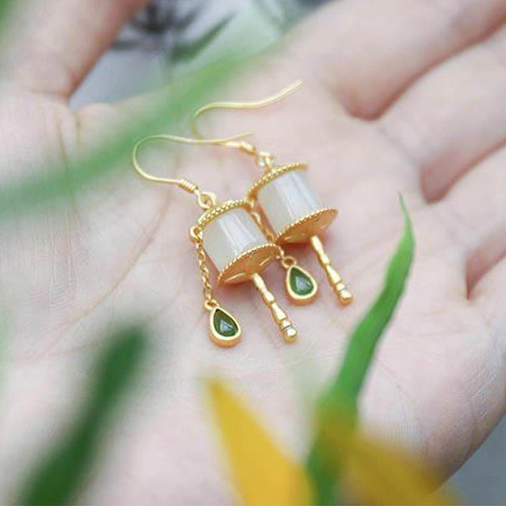 Boucles d'oreilles pendantes en argent sterling 925 et jade avec roue de prière et porte-bonheur Buddha Stones