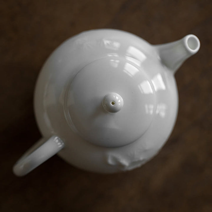 Théière en céramique à motif gravé en bambou et pin blanc