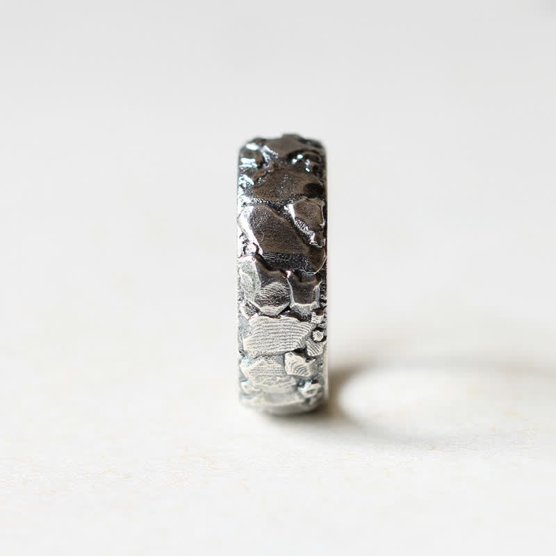 Bague en cuivre avec motif de roche et Buddha Stones