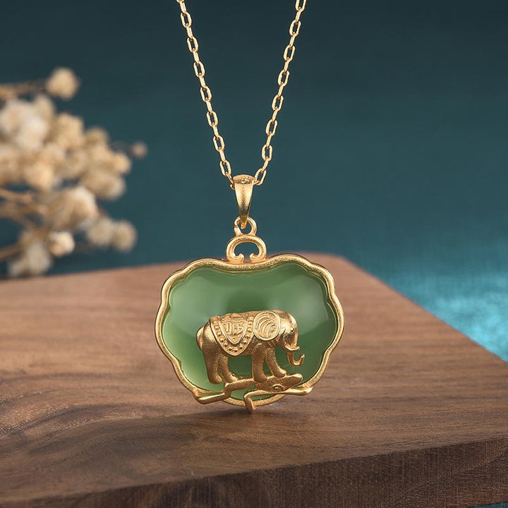 Collier pendentif de guérison en jade naturel Buddha Stones