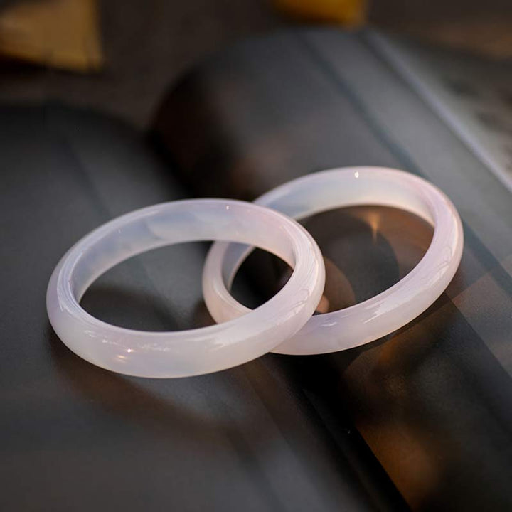 Bracelet jonc harmonieux en Buddha Stones en calcédoine naturelle