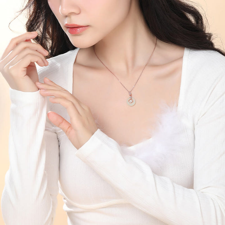 Collier pendentif trèfle à quatre feuilles en argent sterling 925 et jade Hetian naturel avec Buddha Stones et zircon avec boîte cadeau