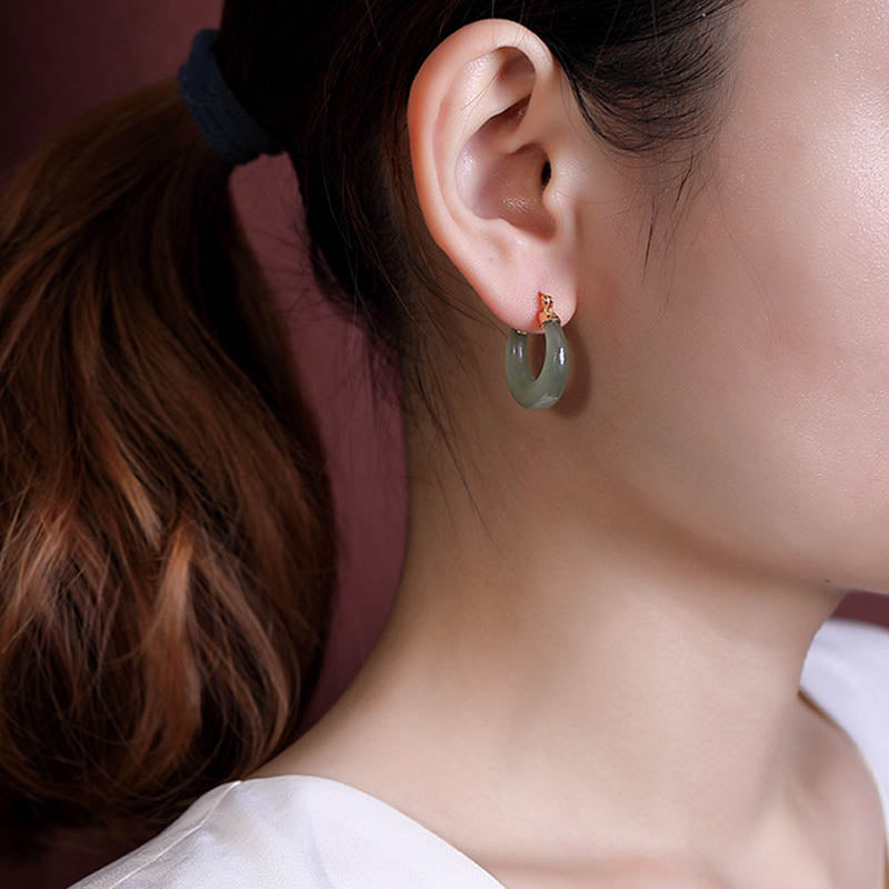 Boucles d'oreilles pendantes en jade cyan avec Buddha Stones rondes pour la prospérité et la chance