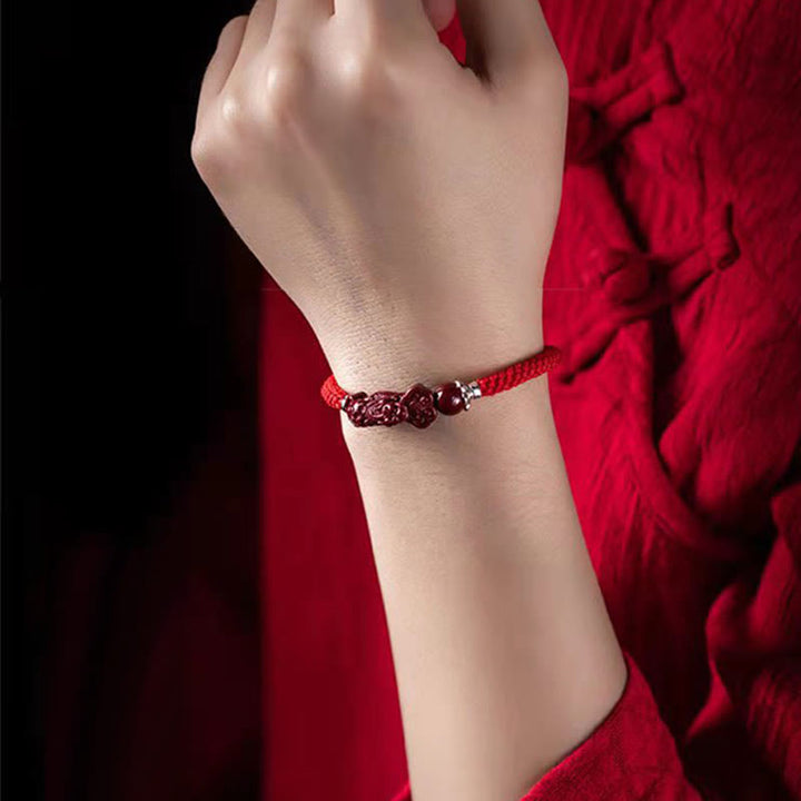 Bracelet tressé PiXiu Cinabre Fait Main par Buddha Stones