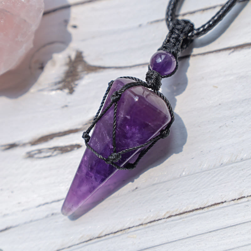 Collier pendentif pointu en pierre naturelle Buddha Stones
