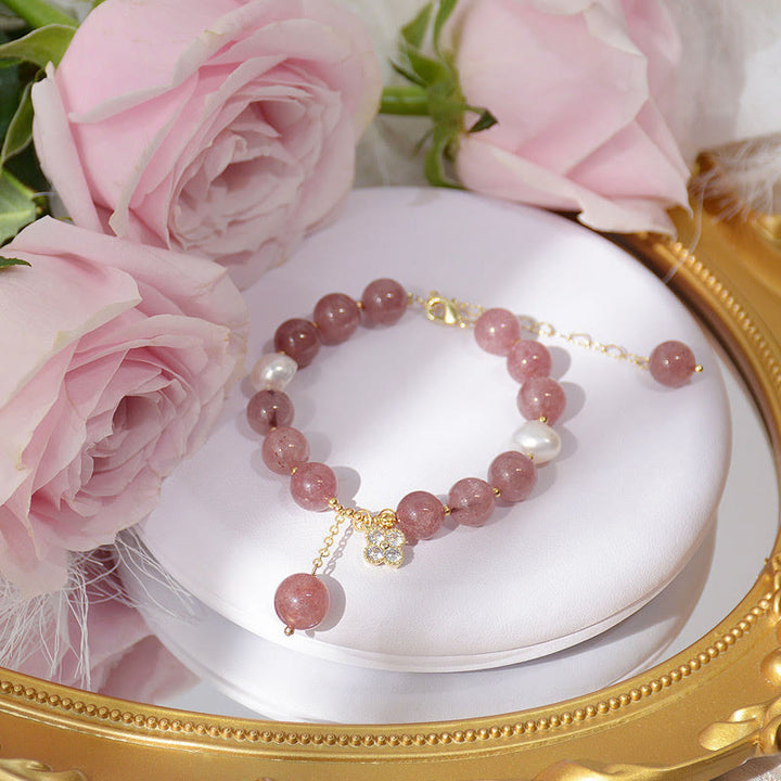 Bracelet d'amour en perles de quartz fraise naturelles et trèfle à quatre feuilles Buddha Stones