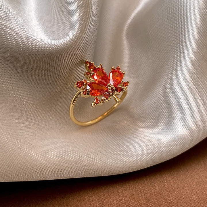 Collier pendentif bague boucles d'oreilles porte-bonheur en zircon et feuille d'érable en Buddha Stones