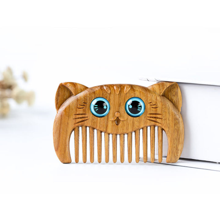 Peigne portable à motif de chat simple en bois de santal vert - image 3