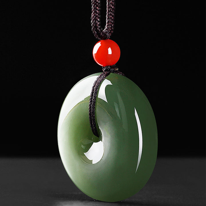 Collier avec pendentif en jade rond naturel et Buddha Stones, boucle de paix et de prospérité