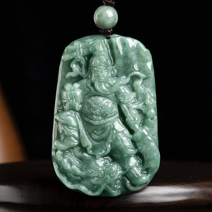 Collier pendentif amulette Guan Gong en jade naturel