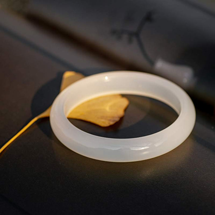 Bracelet jonc harmonieux en Buddha Stones en calcédoine naturelle