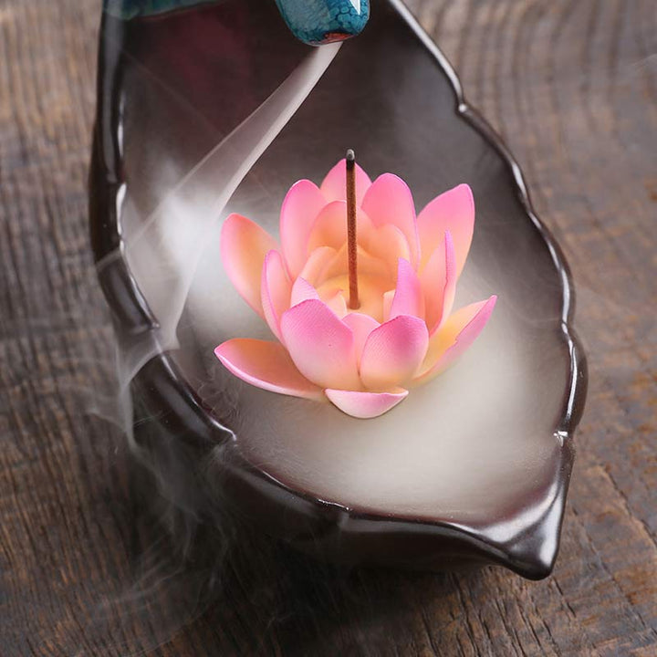 Brûleur d'encens de méditation en céramique Buddha Stones Little Deer Lotus