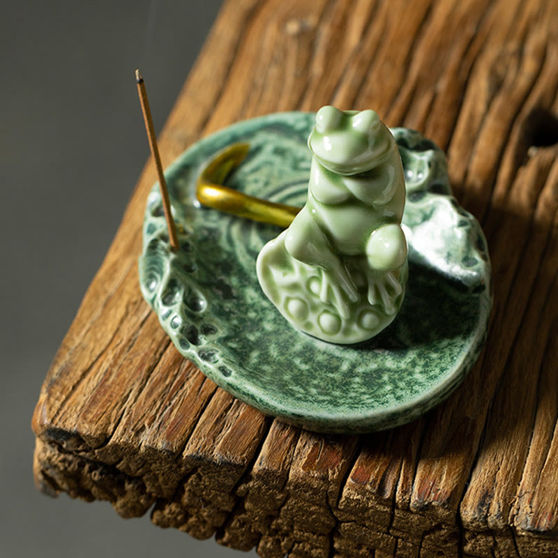 Brûleur d'encens en céramique avec motif de grenouille et de méditation en forme de Buddha Stones
