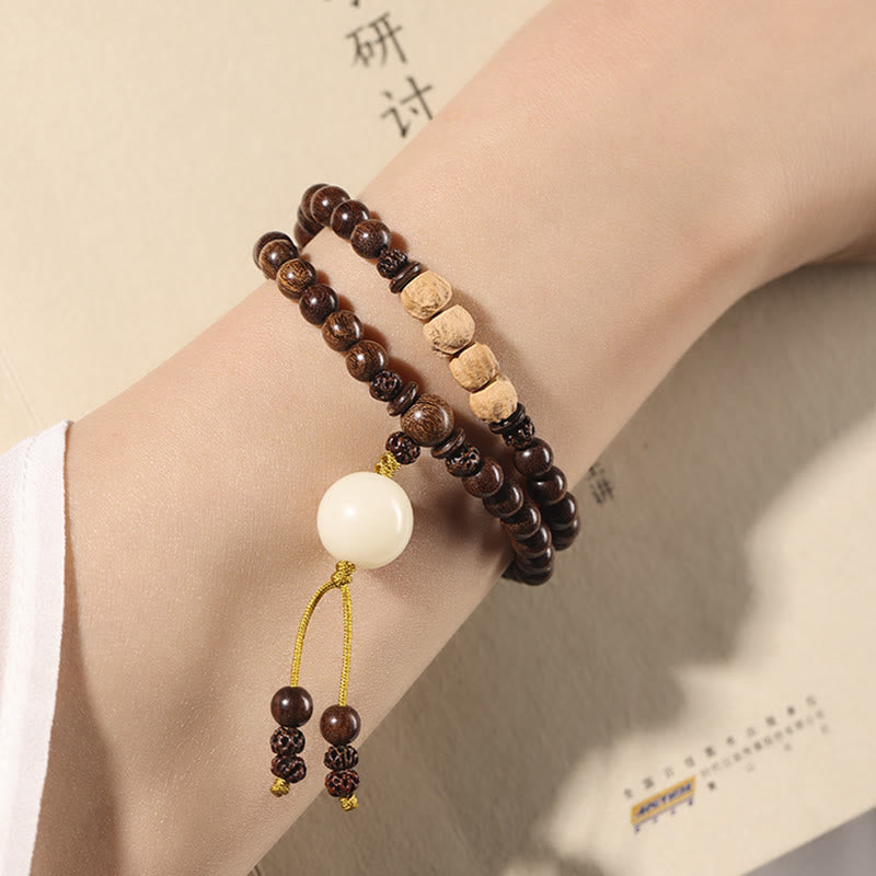 Bracelet double tour de purification en bois de santal et petites feuilles de bois de santal rouge et pierres de Buddha Stones
