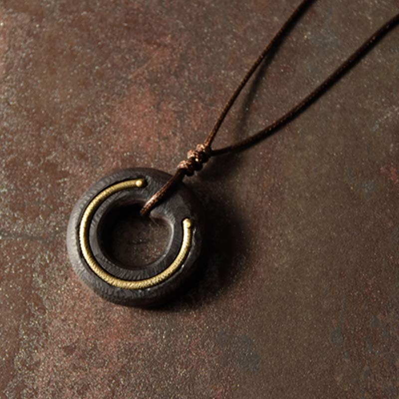 Collier pendentif en bois d'ébène avec Buddha Stones et cercle zen - image 2