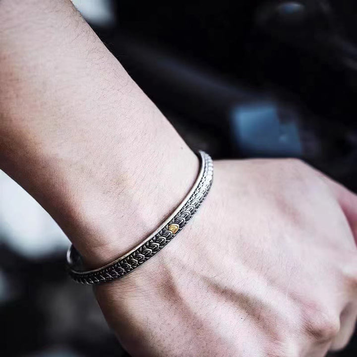 Bracelet manchette en Buddha Stones avec motif d'écailles de dragon vintage pour la chance et la richesse