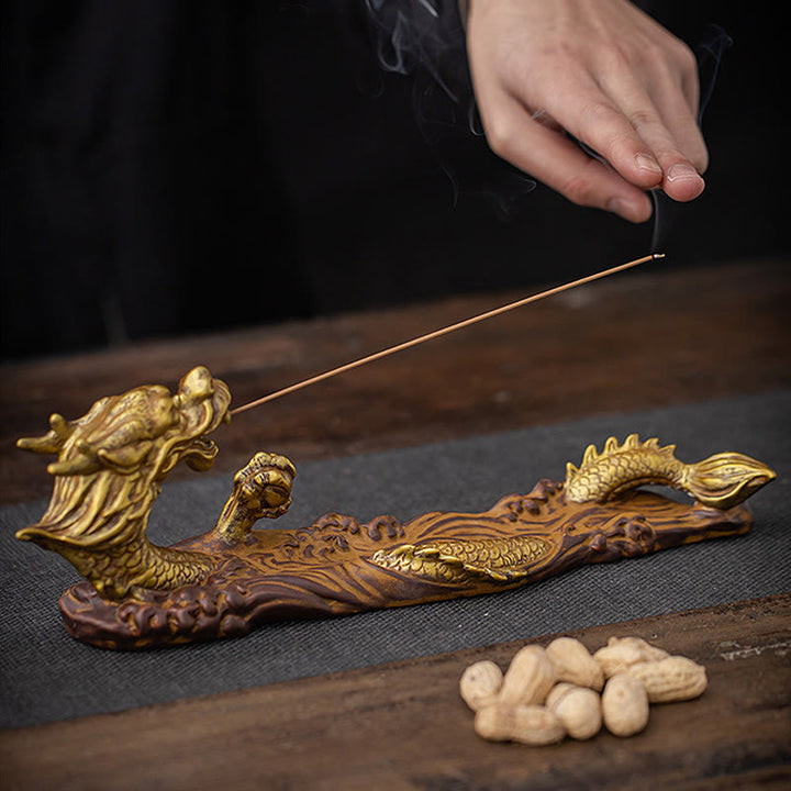 Brûleur d'encens en céramique avec Buddha Stones et protection du dragon