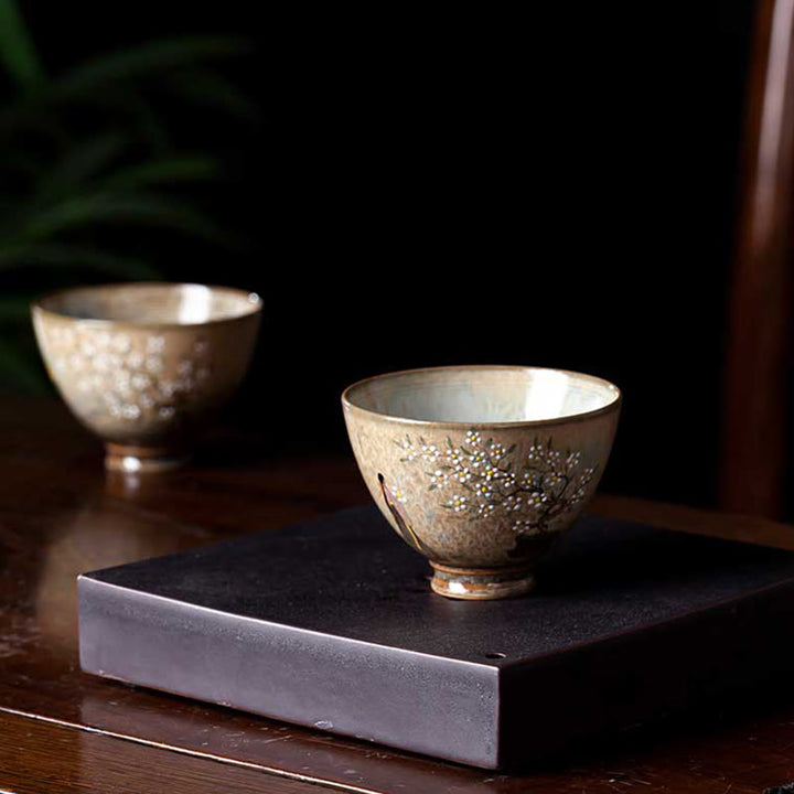 Buddha Stones Jingdezhen peintes à la main en porcelaine au four Ru Hanfu Girl Flower Ceramic Teacup Kung Fu Tea Cups