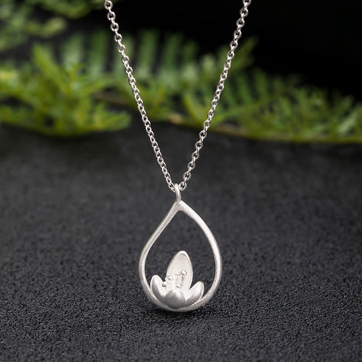 Collier pendentif fleur de lotus en argent sterling 925 Buddha Stones - LOTUS (Illumination ♥ Nouveau départ) - image 1