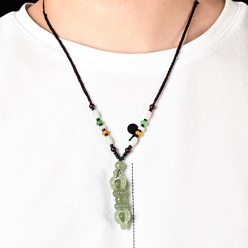 Collier pendentif tibétain en jade cyan Hetian naturel et jade blanc Dorje Vajra gravé