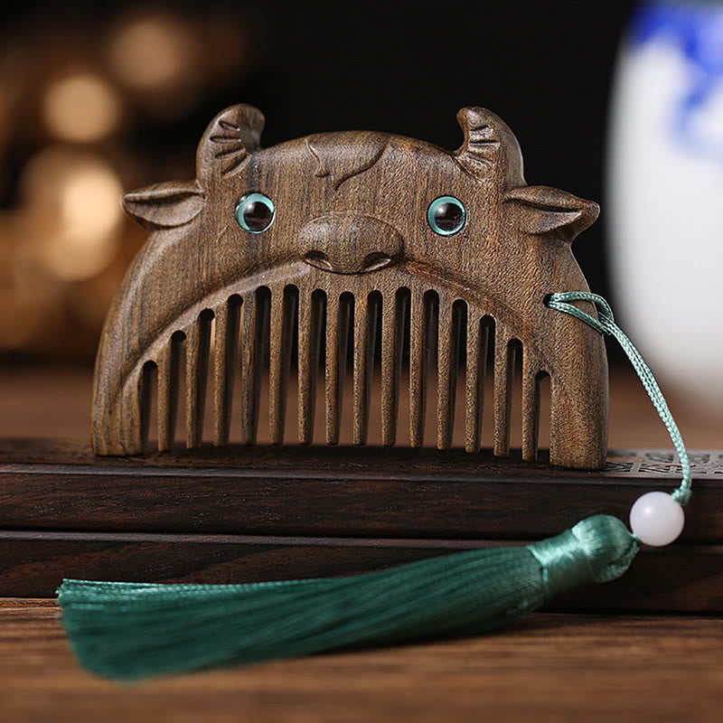Mini peigne portable en bois de santal vert avec symbole du zodiaque chinois - Bois de Chacate Preto - Bœuf - image 6